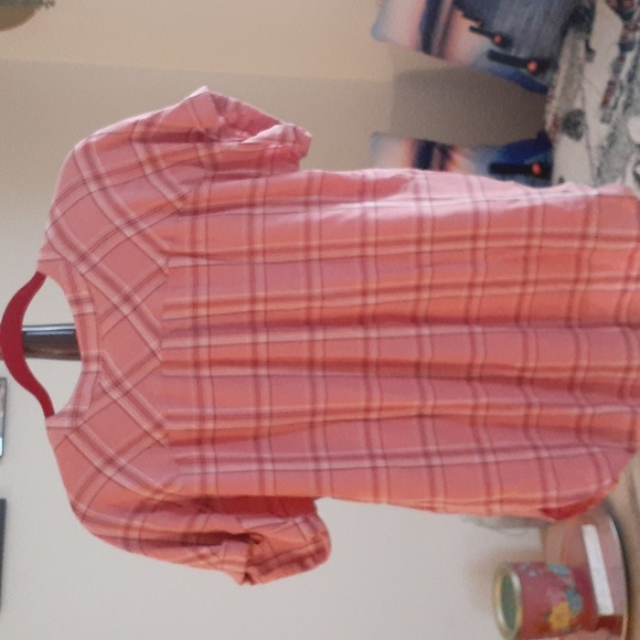 Top - Picture 2 of 4